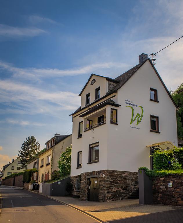 Ferienwohnungen Haus Am Wuerzlaysteig Lehmen Exteriér fotografie
