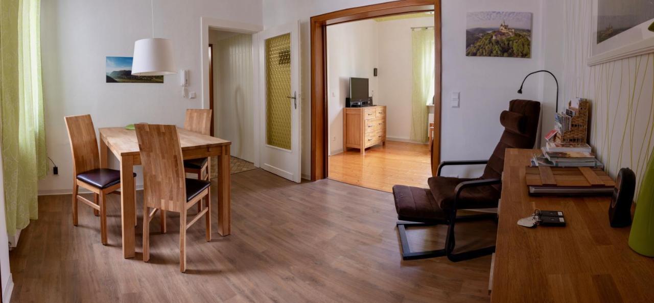 Ferienwohnungen Haus Am Wuerzlaysteig Lehmen Exteriér fotografie
